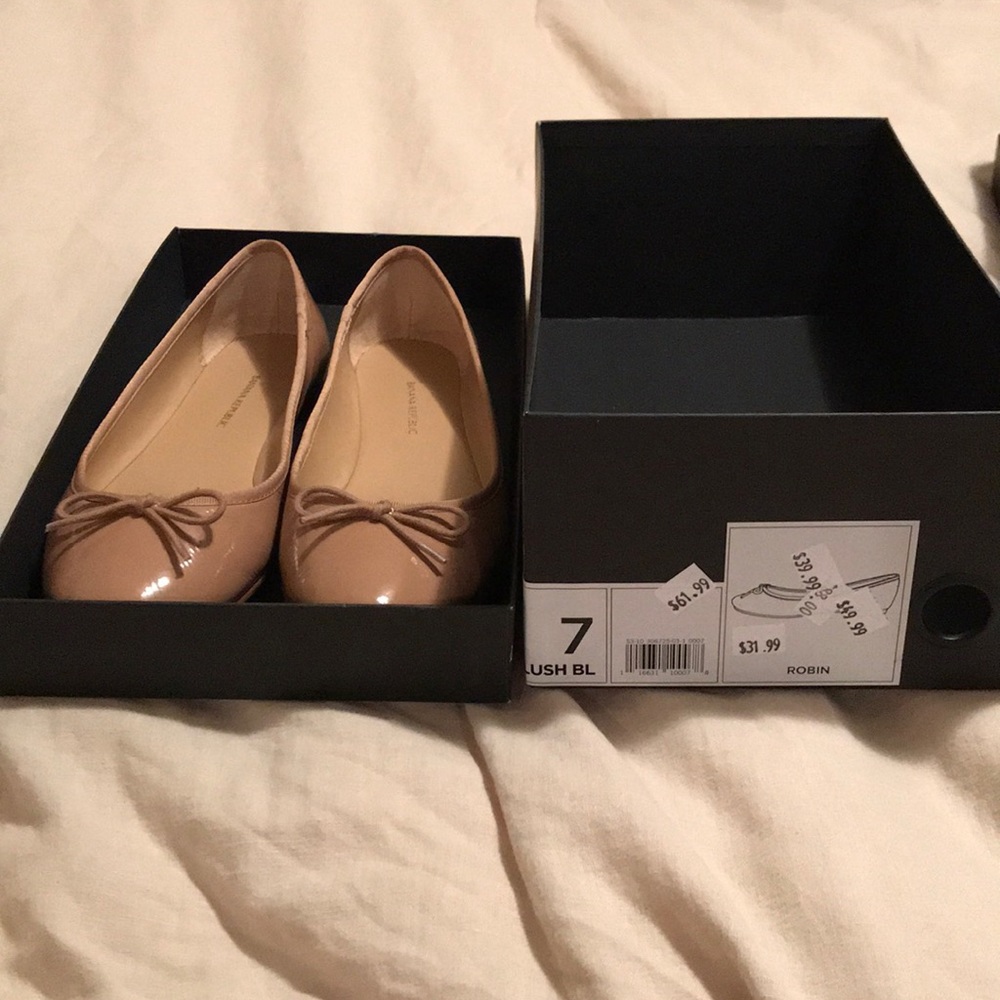Banana republic flat